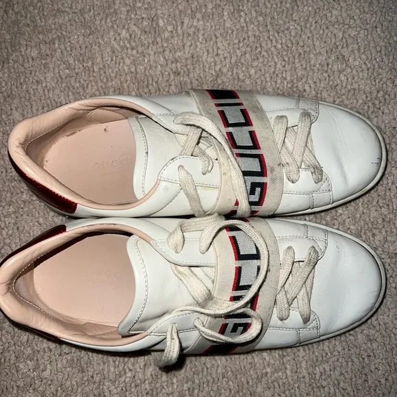 Gucci White Sneakers with Red and Black Accents - Picture 1 of 4